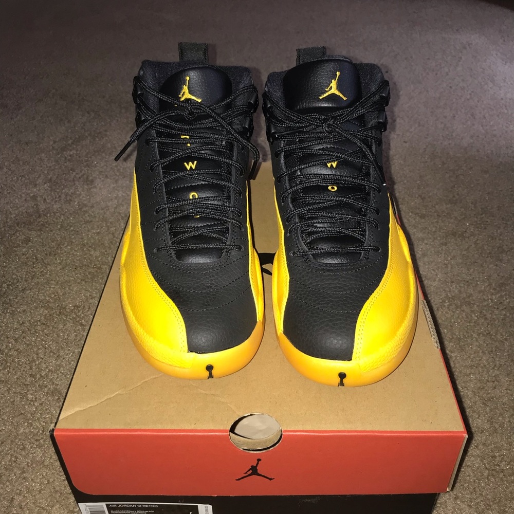 Jordan 12 University Gold